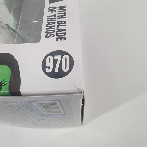 Gamora with Blade of Thanos - Picture 7 of 7